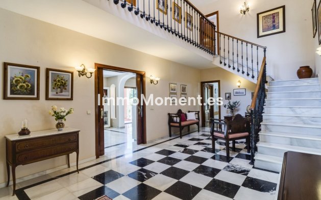 Wiederverkauf - Freistehende Villa - Marbella - Marbella Centro