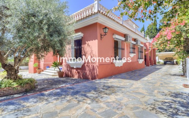 Wiederverkauf - Freistehende Villa - Marbella - Marbella Centro