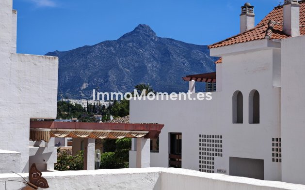 Wiederverkauf - Wohnung - Marbella - Nueva Andalucía