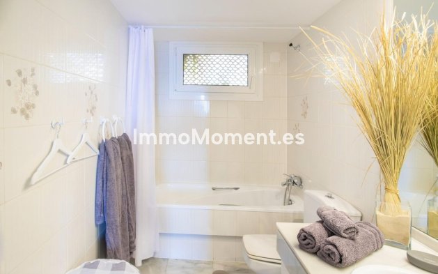Wiederverkauf - Wohnung - Estepona  - Estepona Centro