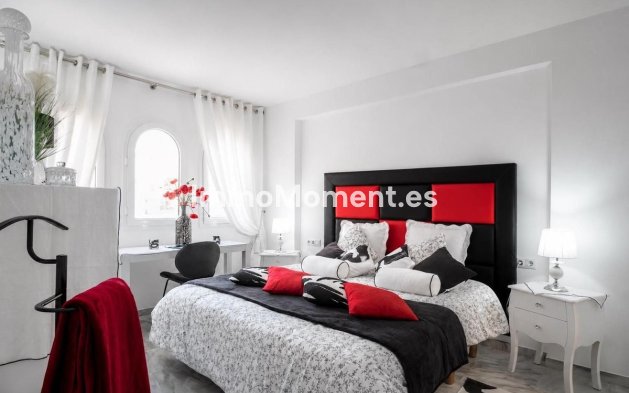 Wiederverkauf - Wohnung - Estepona  - Estepona Centro
