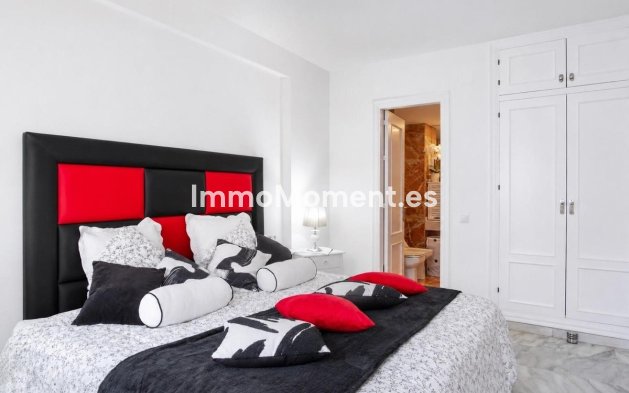 Wiederverkauf - Wohnung - Estepona  - Estepona Centro