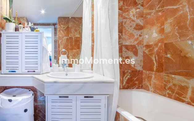 Wiederverkauf - Wohnung - Estepona  - Estepona Centro