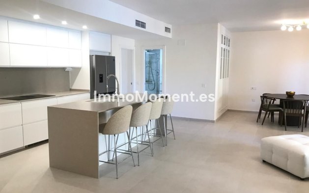 Wiederverkauf - Wohnung - Marbella - San Pedro de Alcántara