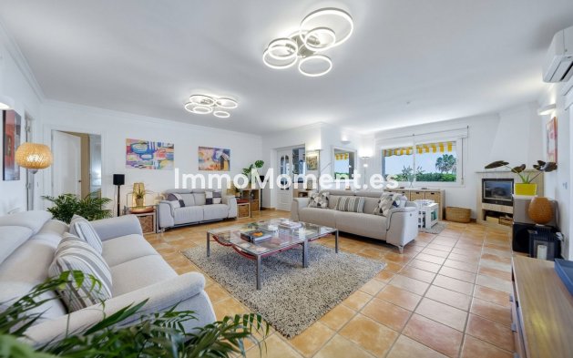 Resale - Detached villa - Mijas Costa - El Chaparral