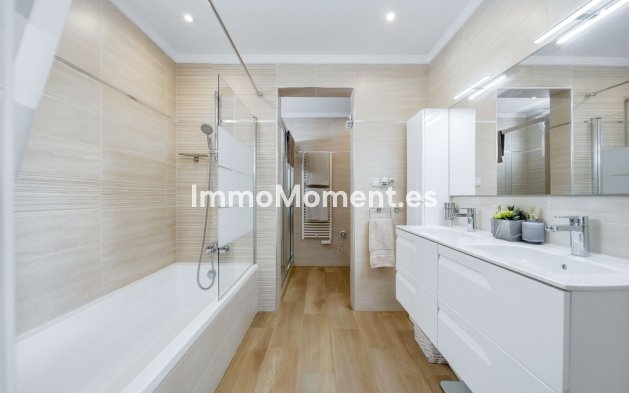Resale - Detached villa - Mijas Costa - El Chaparral