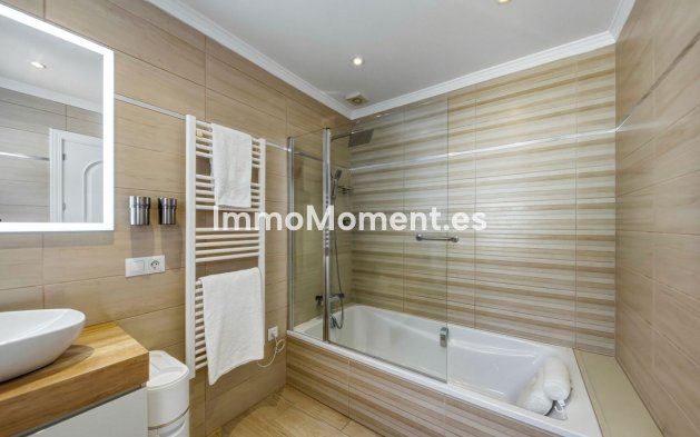 Resale - Detached villa - Mijas Costa - El Chaparral