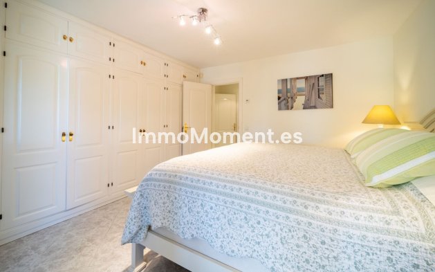Reventa - Villa independiente - Marbella - Marbesa