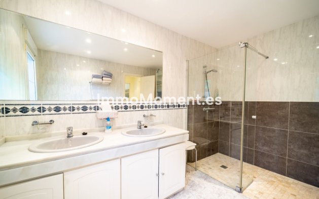 Reventa - Villa independiente - Marbella - Marbesa