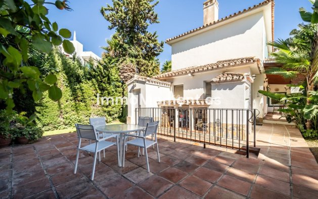 Reventa - Villa independiente - Marbella - Marbesa