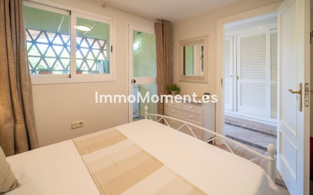 Resale - Apartment - Marbella - Elviria