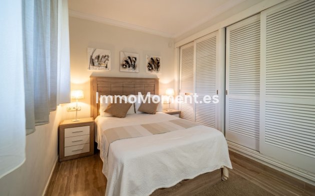 Resale - Apartment - Marbella - Elviria