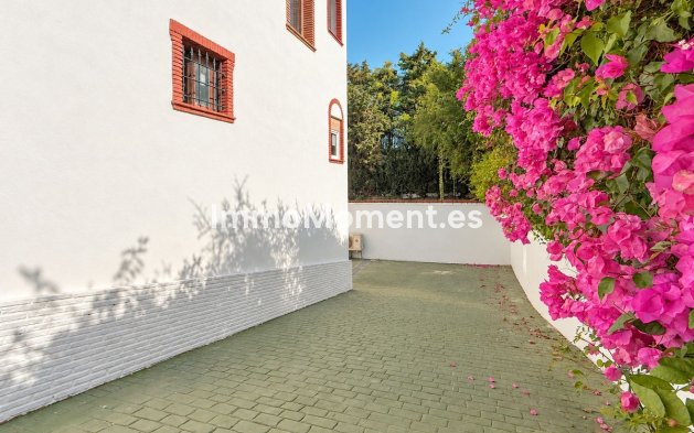 Wiederverkauf - Freistehende Villa - Marbella - Guadalmina Baja