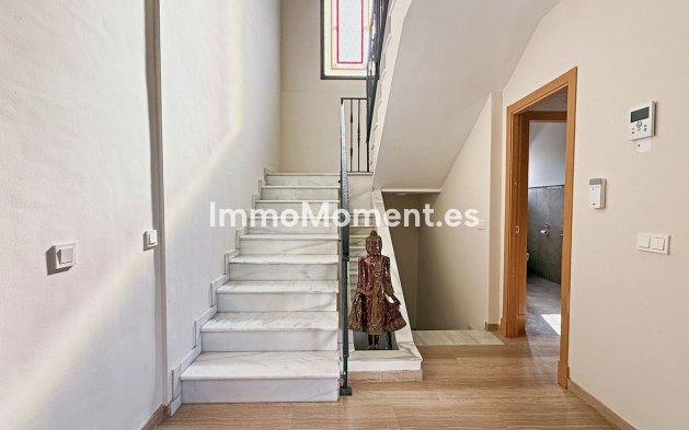 Wiederverkauf - Freistehende Villa - Marbella - Guadalmina Baja