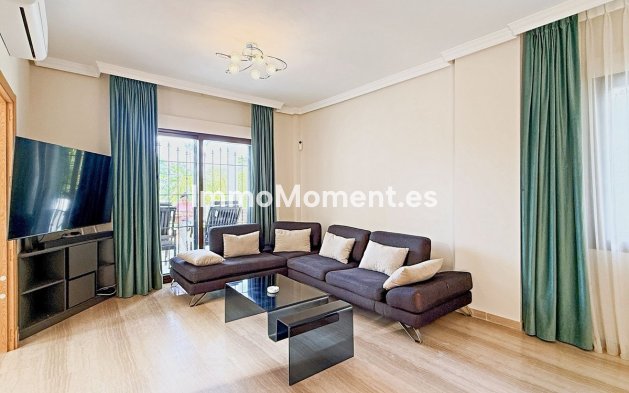 Wiederverkauf - Freistehende Villa - Marbella - Guadalmina Baja