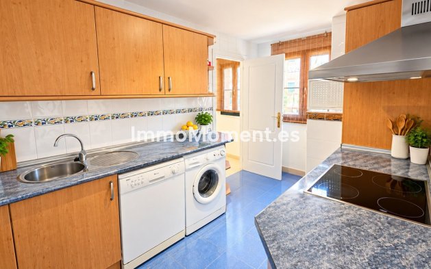 Wiederverkauf - Wohnung - Estepona  - Estepona Centro