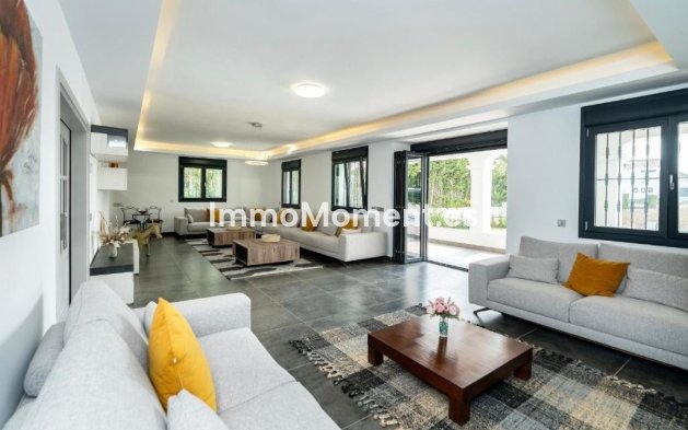 Bestaande woning - Vrijstaande villa - Marbella - Nueva Andalucía