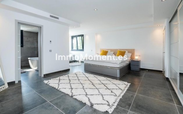 Bestaande woning - Vrijstaande villa - Marbella - Nueva Andalucía