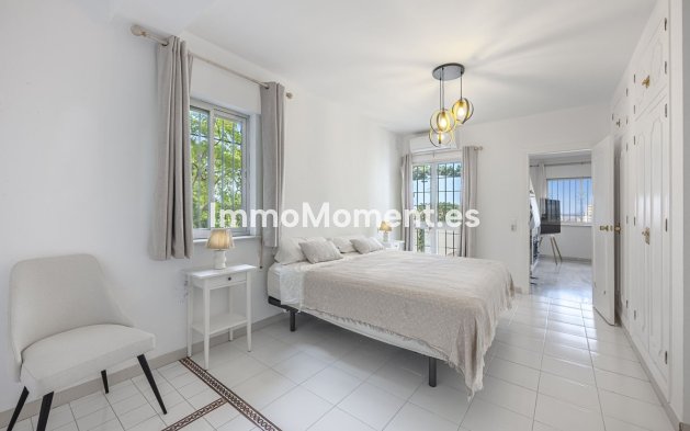 Reventa - Villa independiente - Fuengirola - Fuengirola Centro