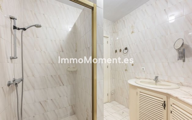 Reventa - Villa independiente - Fuengirola - Fuengirola Centro