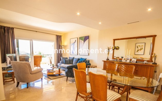Resale - Apartment - Marbella - Elviria