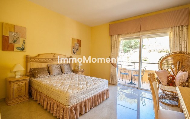 Resale - Apartment - Marbella - Elviria