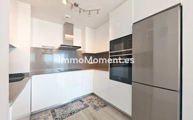 Reventa - Apartamento - Estepona  - Cancelada