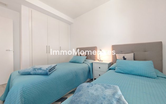 Reventa - Apartamento - Estepona  - Cancelada