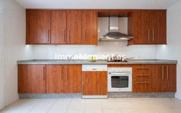 Wiederverkauf - Wohnung - Marbella - Elviria