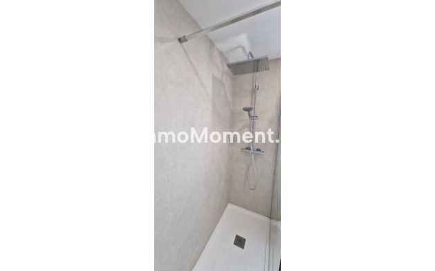Resale - Apartment - Manilva - La Duquesa
