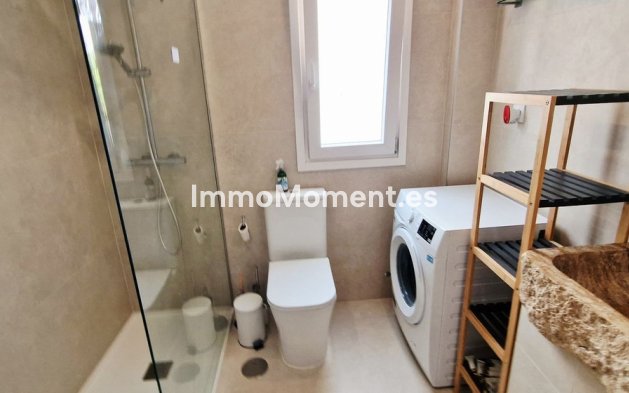 Resale - Apartment - Manilva - La Duquesa