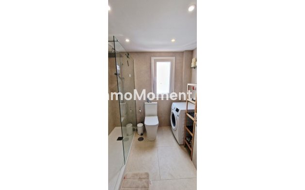 Resale - Apartment - Manilva - La Duquesa