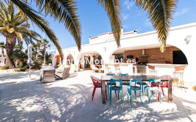 Reventa - Casa de campo - Benissa - Canor