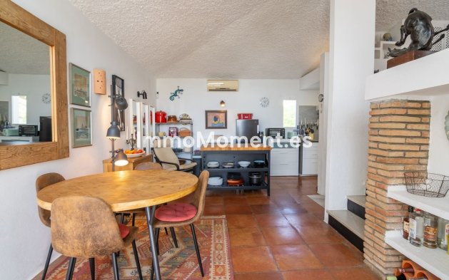 Wiederverkauf - Freistehende Villa - Estepona  - Estepona Centro