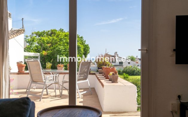 Wiederverkauf - Freistehende Villa - Estepona  - Estepona Centro