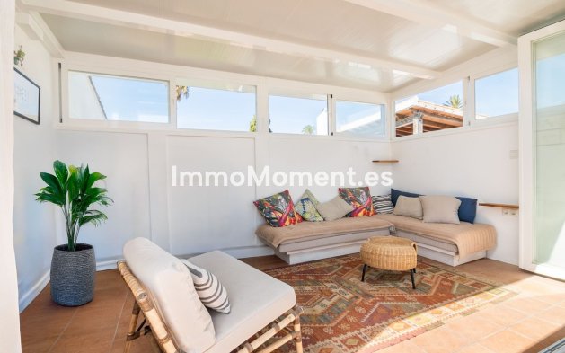 Wiederverkauf - Freistehende Villa - Estepona  - Estepona Centro