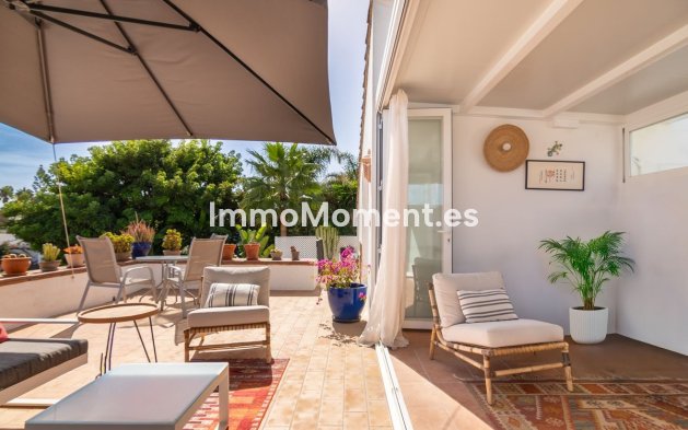Wiederverkauf - Freistehende Villa - Estepona  - Estepona Centro