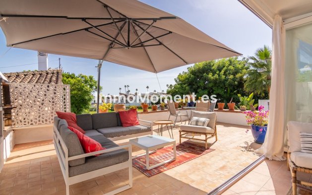 Wiederverkauf - Freistehende Villa - Estepona  - Estepona Centro