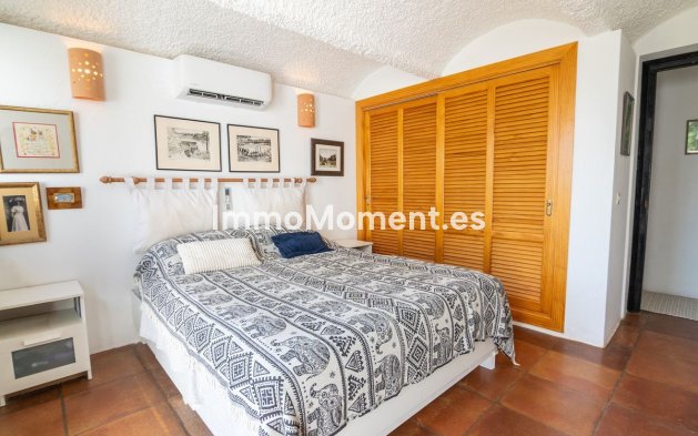 Wiederverkauf - Freistehende Villa - Estepona  - Estepona Centro