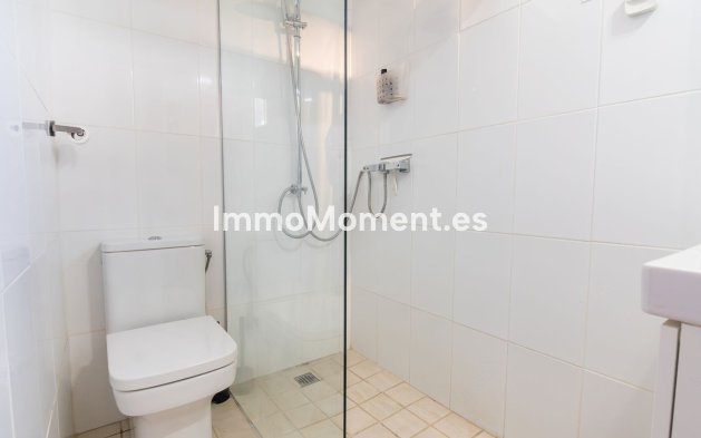 Wiederverkauf - Freistehende Villa - Estepona  - Estepona Centro