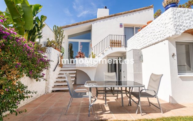 Wiederverkauf - Freistehende Villa - Estepona  - Estepona Centro