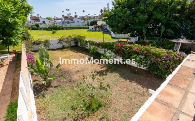 Wiederverkauf - Freistehende Villa - Estepona  - Estepona Centro