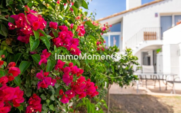 Wiederverkauf - Freistehende Villa - Estepona  - Estepona Centro