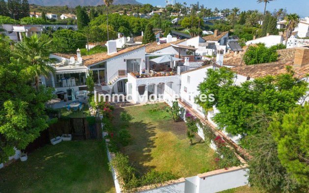 Wiederverkauf - Freistehende Villa - Estepona  - Estepona Centro