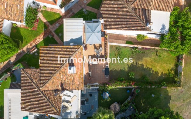 Wiederverkauf - Freistehende Villa - Estepona  - Estepona Centro