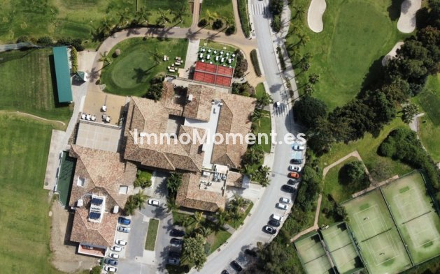 Resale - Apartment - Benahavís - Los Arqueros