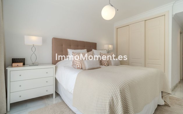 Wiederverkauf - Wohnung - Marbella - Nueva Andalucía