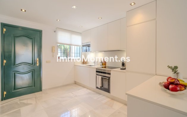 Wiederverkauf - Wohnung - Marbella - Nueva Andalucía