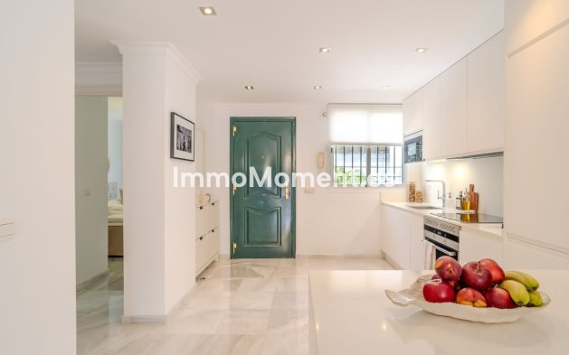 Wiederverkauf - Wohnung - Marbella - Nueva Andalucía