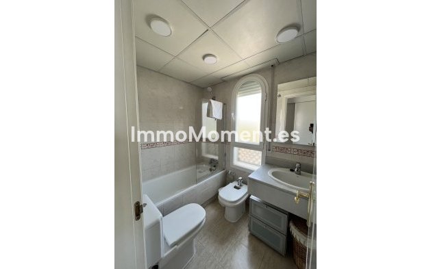Wiederverkauf - Wohnung - Marbella - Nueva Andalucía